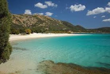 5 spiagge sarde tra le   10 più belle d’Italia