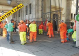 Cagliari: Sit in  davanti al Comune dei  sessanta lavoratori degli   appalti del verde pubblico cittadino – guardate video e interviste