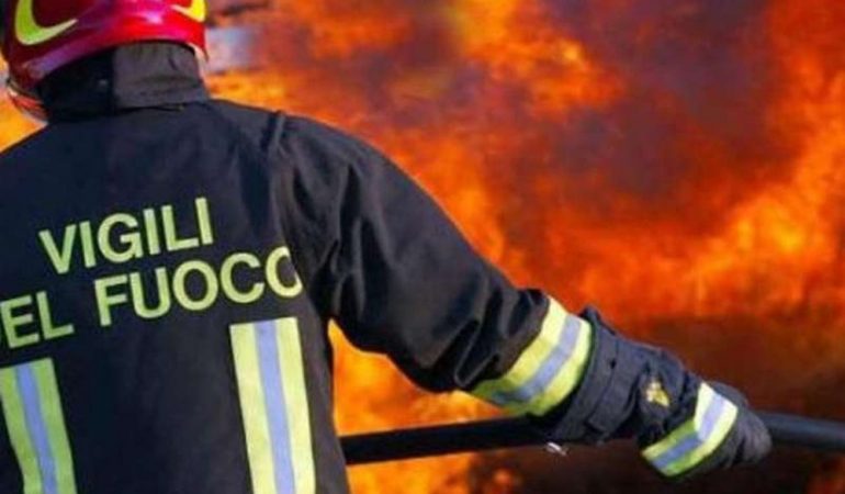 L’incendio tra Arbus e Gonnosfanadiga non è stato ancora del tutto domato