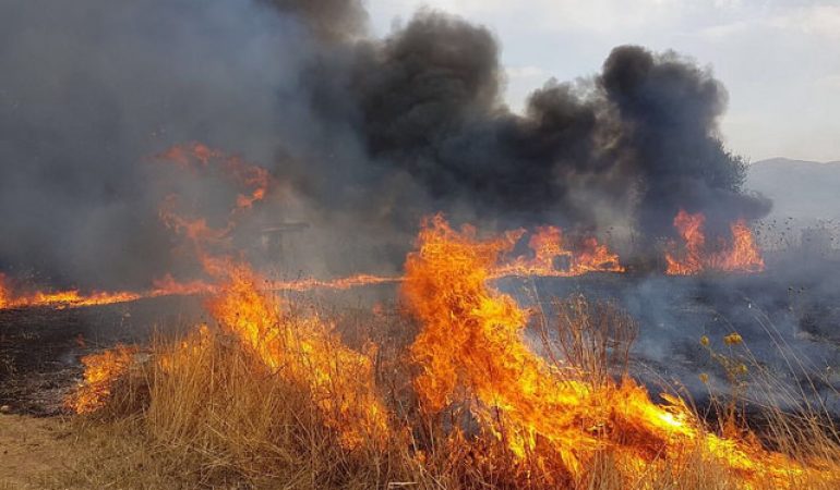 Sulcis: esteso Incendio  da Villamassargia  a Musei e Domunovas. In corso la bonifica  