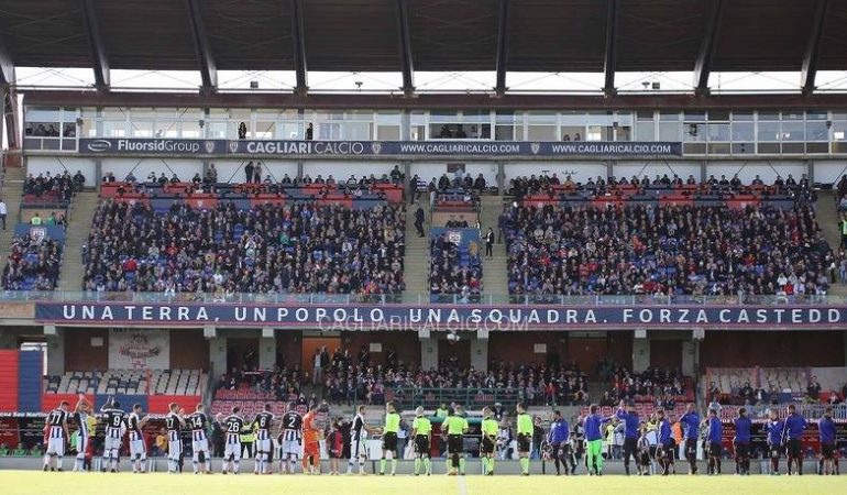 Tutti allo stadio con biglietti a 10 euro  per Cagliari-Bologna