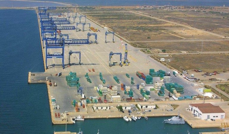 Cagliari: la Cgil prepara una  battaglia per il porto industriale