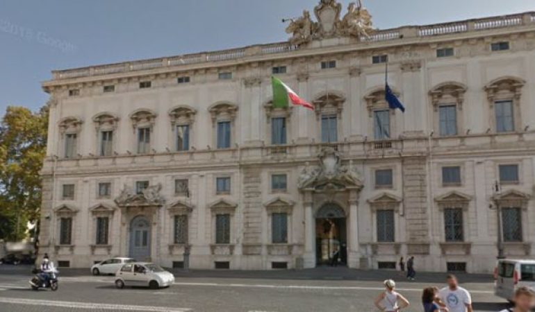 la Corte Costituzionale dà ragione alla Regione: Agenzia delle Entrate sarda più vicina