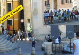 Cagliari: tanti turisti in giro per la città  alla vigilia di Ferragosto – VIDEO