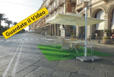 Cagliari: alle 18  via Roma deserta, tanta gente invece  sotto i portici e nelle strade limitrofe  – VIDEO