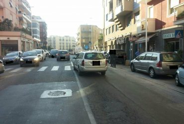 Cagliari: auto tamponata investe pedone