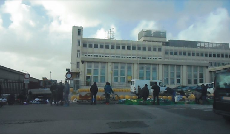 Cagliari, mercatino di viale Trento: disagi per i residenti