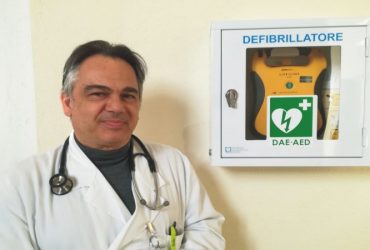Cagliari: defibrillatori intelligenti che  parlano e decidono quando attivarsi – Video