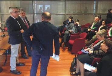 Cagliari: il ministro Poletti incontra i  lavoratori della Keller e una delegazione di sindaci del Medio Campidano