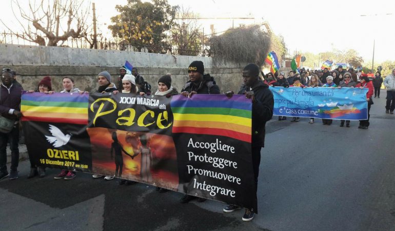 Marcia della pace: Ozieri invasa da migliaia di ragazzi e volontari