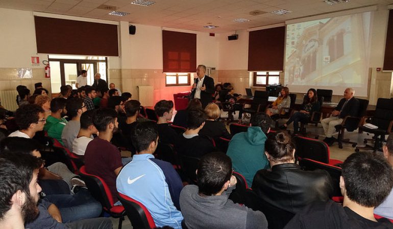 1.200 studenti coinvolti in un anno nei dieci appuntamenti di  “Sardegna incontra le scuole”