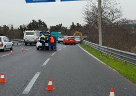 Cagliari: Una Fiesta tampona una Punto e  va contro una  Megane