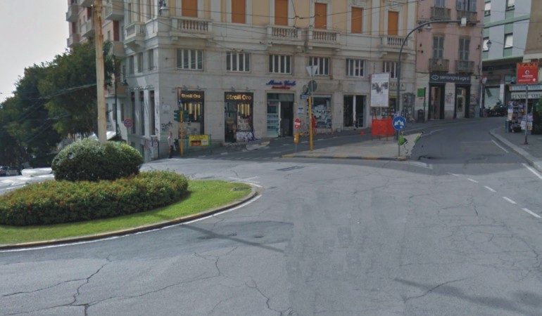 Cagliari: chiusi i servizi pubblici in piazza Costituzione