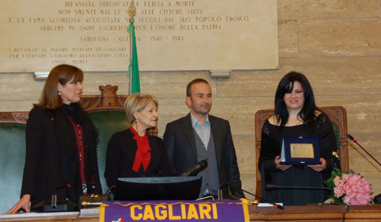 Cagliari: Anna Gardu riceve in Municipio il Premio Donna Sarda 2018