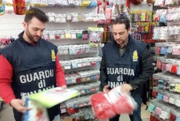 Guardia Finanza: Sequestro di oltre 1000  giocattoli e  materiale elettrico senza marchio “CE”