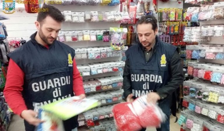 Guardia Finanza: Sequestro di oltre 1000  giocattoli e  materiale elettrico senza marchio “CE”