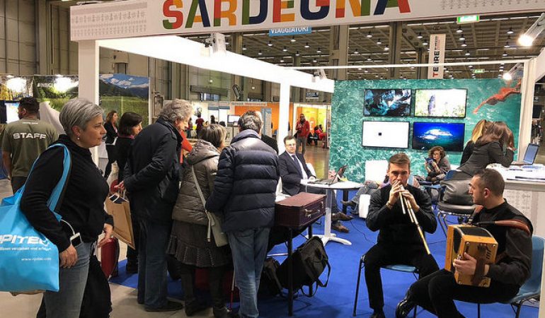 Milano: la Sardegna presenta “cammini e mobilità dolce” alla fiera “Fa’ la cosa giusta!”