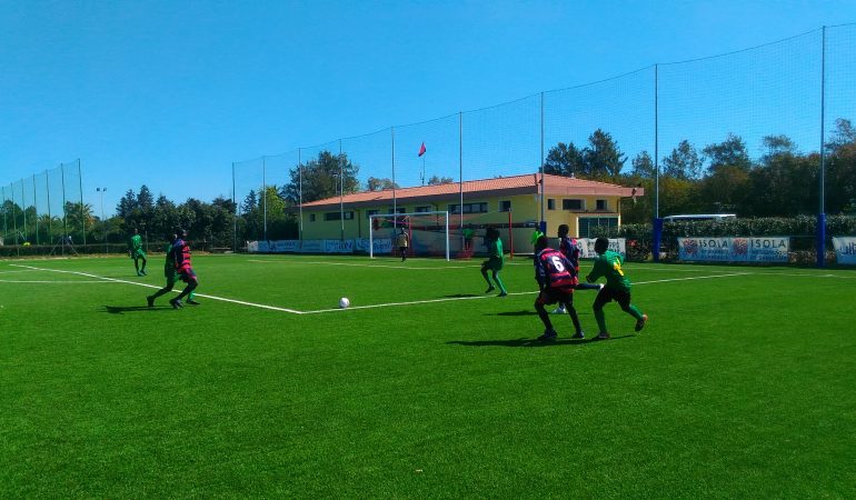 Assemini: 128 migranti richiedenti asilo ad Asseminello giocano al calcio contro l’intolleranza