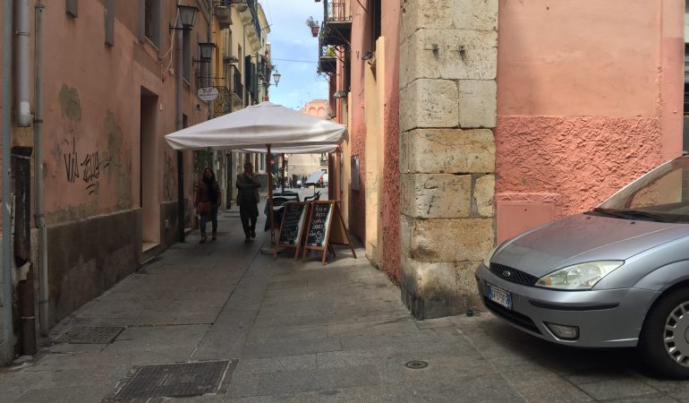 Cagliari: rumore a Marina e Stampace, Spano incontra Confesercenti