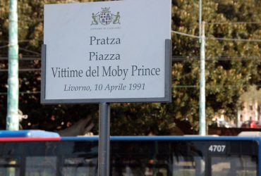 Cagliari: inaugurata una piazza dedicata alle vittime del Moby Prince