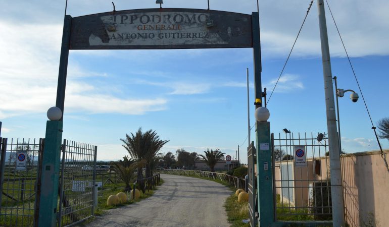 Cagliari: Ippodromo del Poetto, una spina nel fianco della collettività?  Ecco la sua Storia