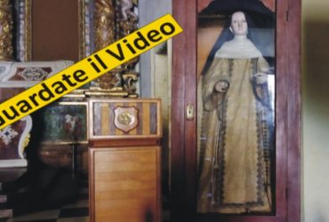 Cagliari: dopo 70 anni, di nuovo la statua di Santa chiara nella sua chiesa di Stampace – Video