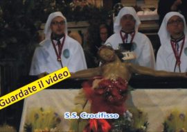 Tanti Cagliaritani in visita nelle chiese come  tradizione  del  Giovedì  Santo – VIDEO