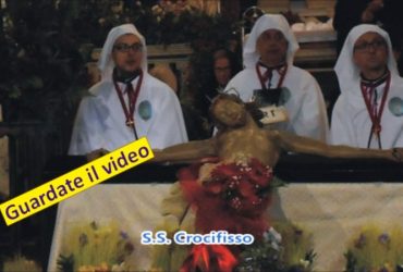 Tanti Cagliaritani in visita nelle chiese come  tradizione  del  Giovedì  Santo – VIDEO
