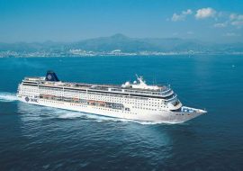 Cagliari: domani in porto 5400 crocieristi con le navi Msc Armonia e Britannia