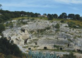 Cagliari: Anfiteatro romano,   spettacoli e combattimenti per 10 mila spettatori