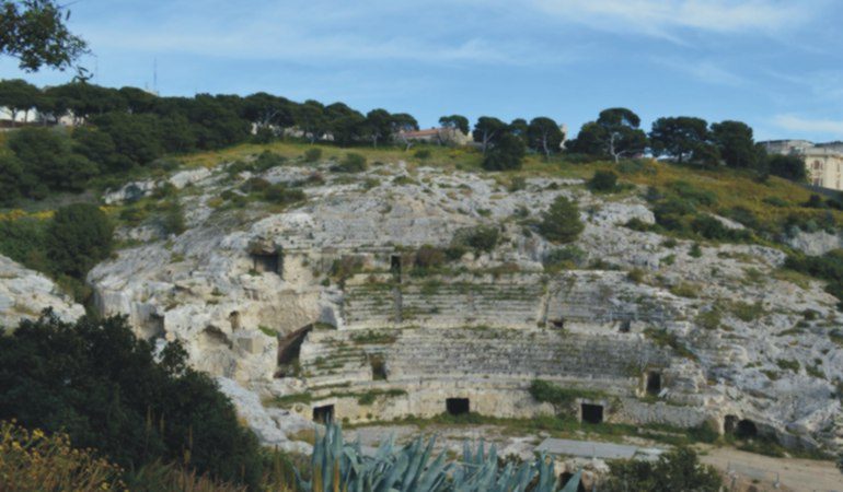 Cagliari: Anfiteatro romano,   spettacoli e combattimenti per 10 mila spettatori