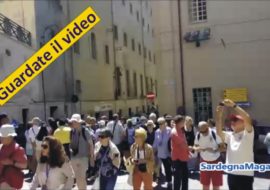 Cagliari:  la città invasa di turisti, grandi affari per negozi e ristoranti – Video