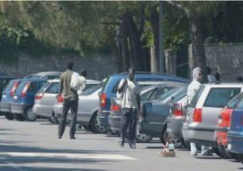 Cagliari: due  extracomunitari aggrediscono un  uomo per  questione di parcheggio