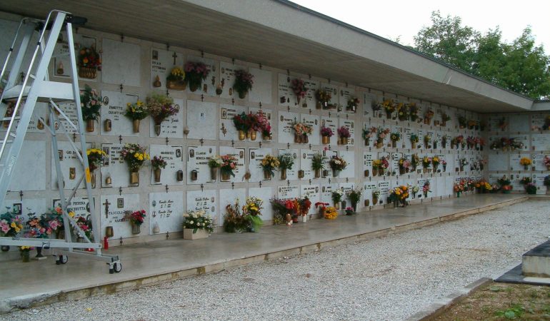 Regione: 2,4 milioni  per ampliare gli spazi e la messa in sicurezza dei cimiteri in Sardegna