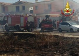 Grosso incendio tra Selargius e Quartu