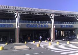 Aeroporto Elmas, Pasqua:  364  aerei,  capacità  63.048 passeggeri previsti  52.000 / 55.000