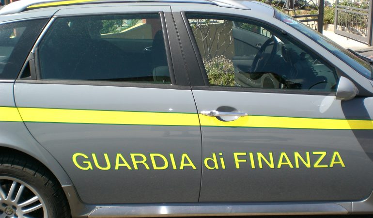 Agenzia di assicurazioni abusiva nell’hinterland cagliaritano