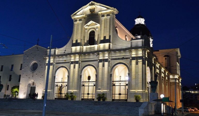 Cagliari, la Via Crucis a Bonaria