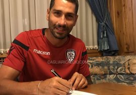 Marco Borriello rinnova con il Cagliari