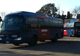 Capoterra: buttano i sedili del bus dal finestrino per colpire le auto.