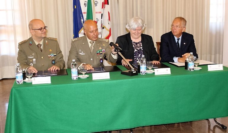 Accordo sullo scambio di professionalità e servizi, fra Esercito, Università di Cagliari e Azienda Ospedaliero – Universitaria