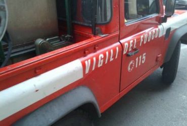 Pirri, madre e neonato intossicati per un incendio