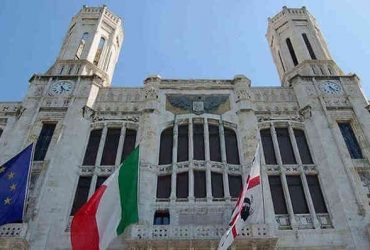 Cagliari:  operatori esterni   del verde ritirato il bando