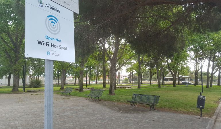 Assemini: al via i primi due accessi al Wi-Fi pubblico