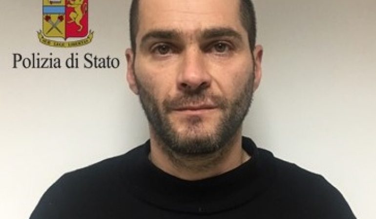 Arrestati un uomo evaso dai domiciliari e due gambiani per furto