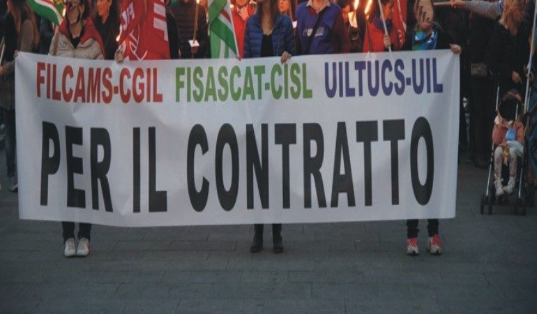 Sciopero dei lavoratori del commercio in tutta la Sardegna