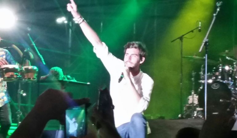 Concerto di Alvaro Soler: grande successo a Cagliari del cantautore spagnolo