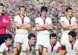 Amarcord domenica al Sant’Elia con il Cagliari che giocherà con le maglie dello scudetto