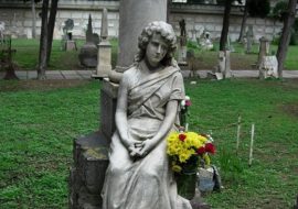 Cagliari, cimitero di Bonaria: i grandi cagliaritani e tante opere d’arte in mezzo al degrado