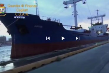 La nave della droga Jupiter lascia il porto di Cagliari con un nuovo proprietario:  si chiude così una vicenda misteriosa